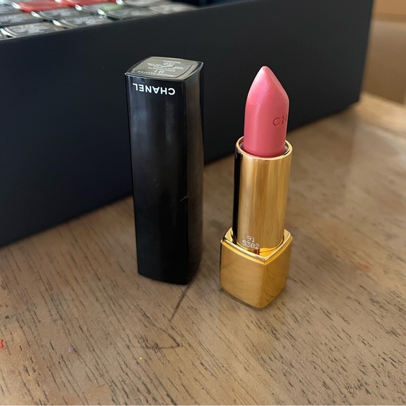 CHANEL Other - Rouge allure chanel lipstick 91